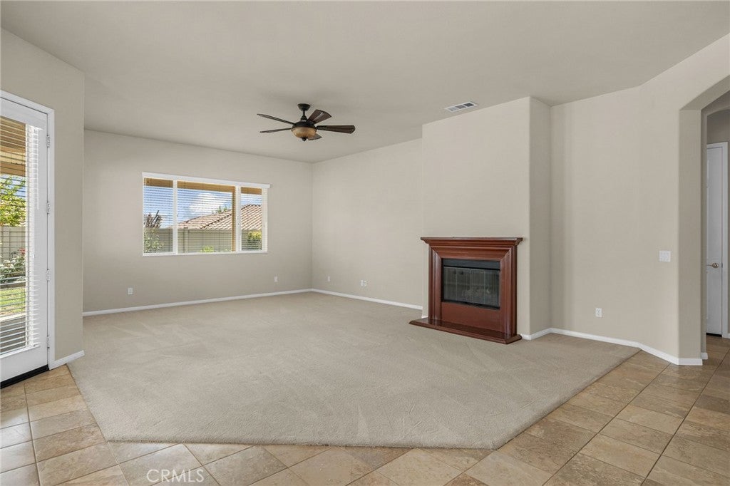 957 Avenal