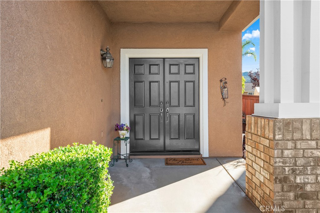 37945 Sawleaf Place