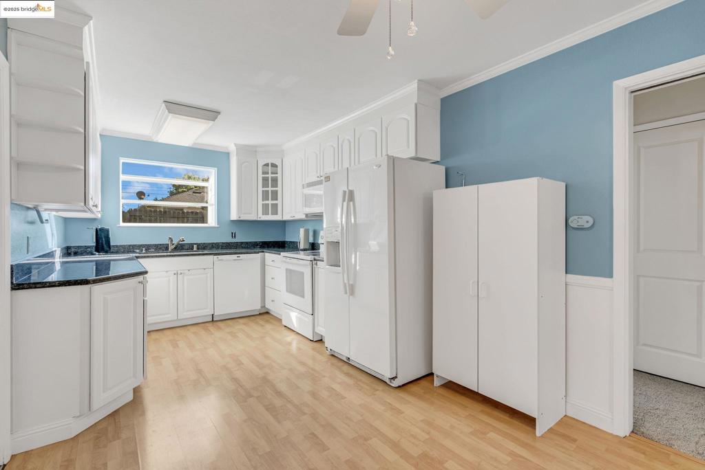 HOLBROOK HEIGHTS - Residential