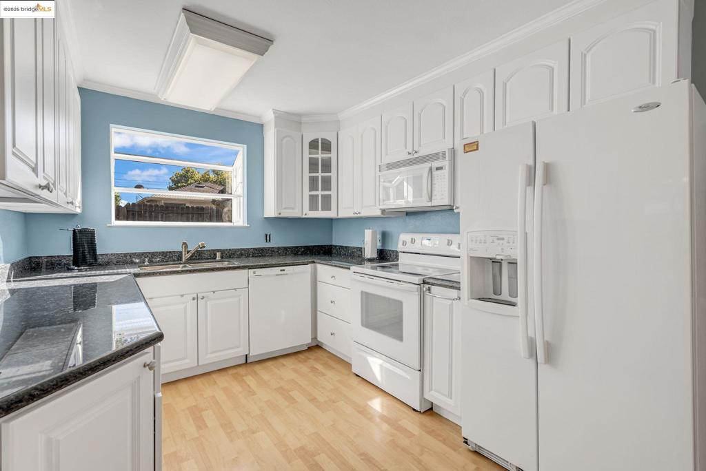 HOLBROOK HEIGHTS - Residential
