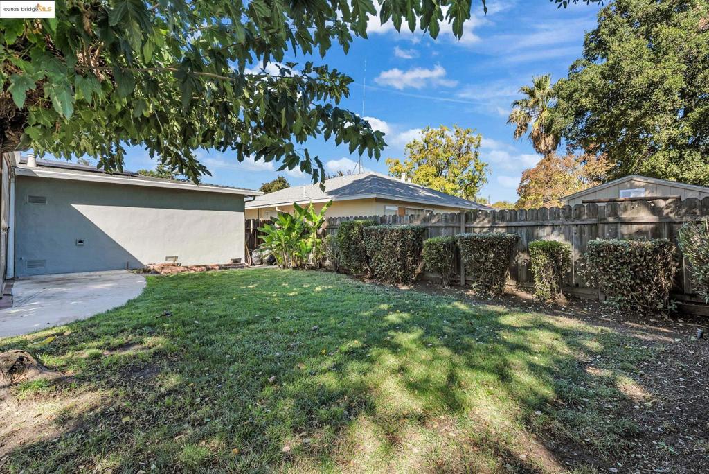 HOLBROOK HEIGHTS - Residential
