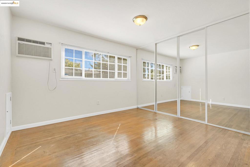 HOLBROOK HEIGHTS - Residential