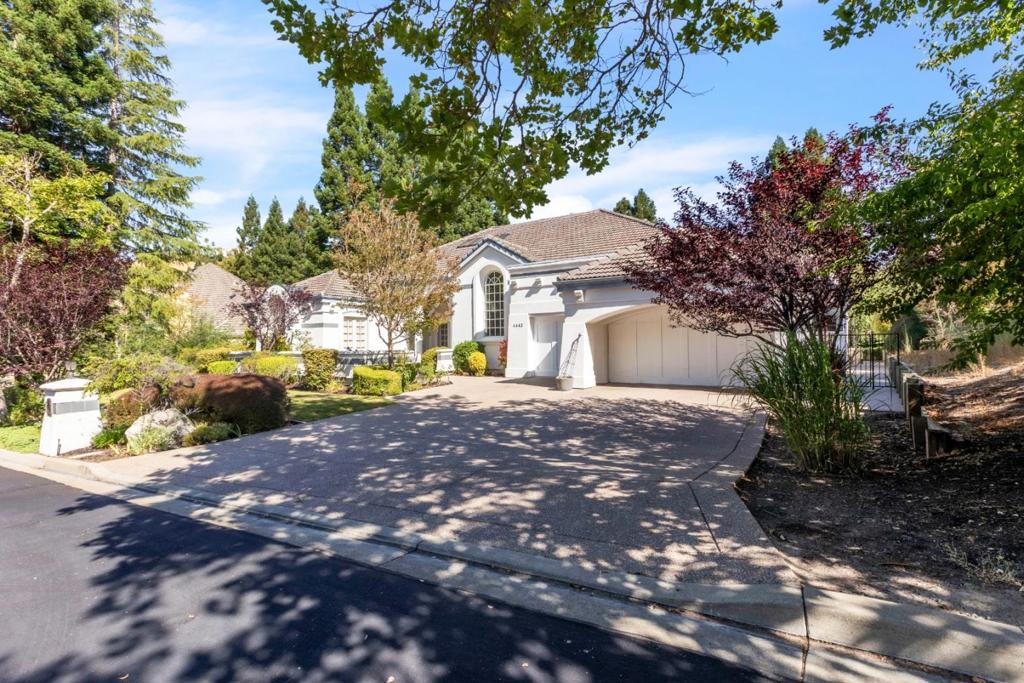4443 Deer Field Way