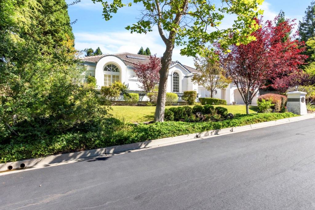 4443 Deer Field Way