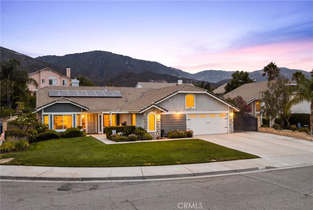 3242 Hyatt Road
