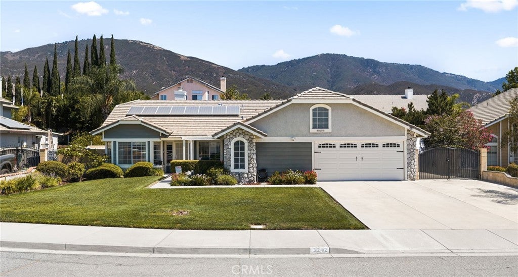 3242 Hyatt Road