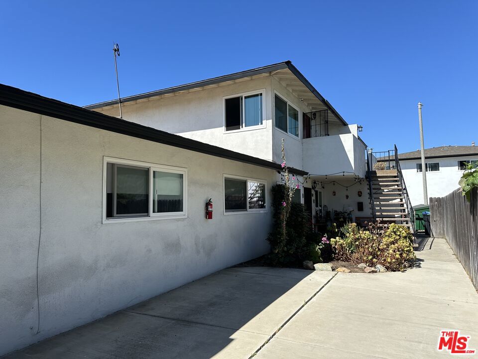 3123 Cinnamon Avenue