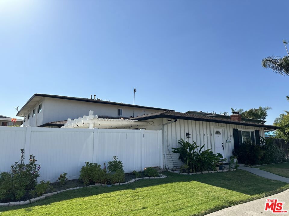 3123 Cinnamon Avenue