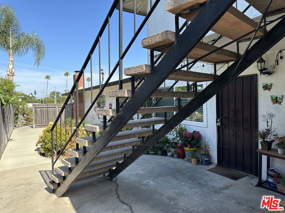 3123 Cinnamon Avenue
