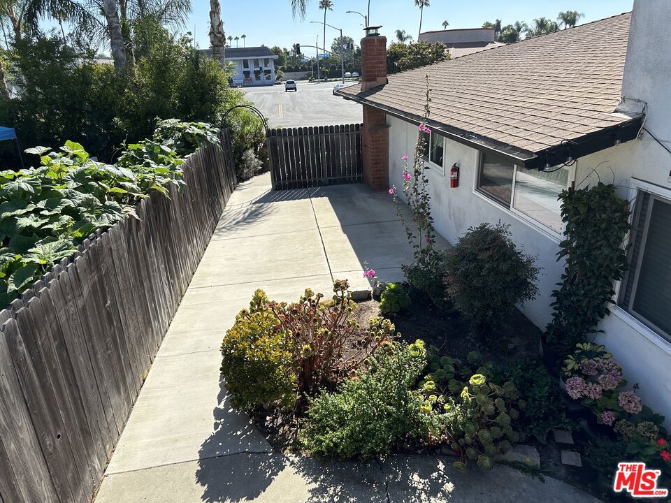 3123 Cinnamon Avenue