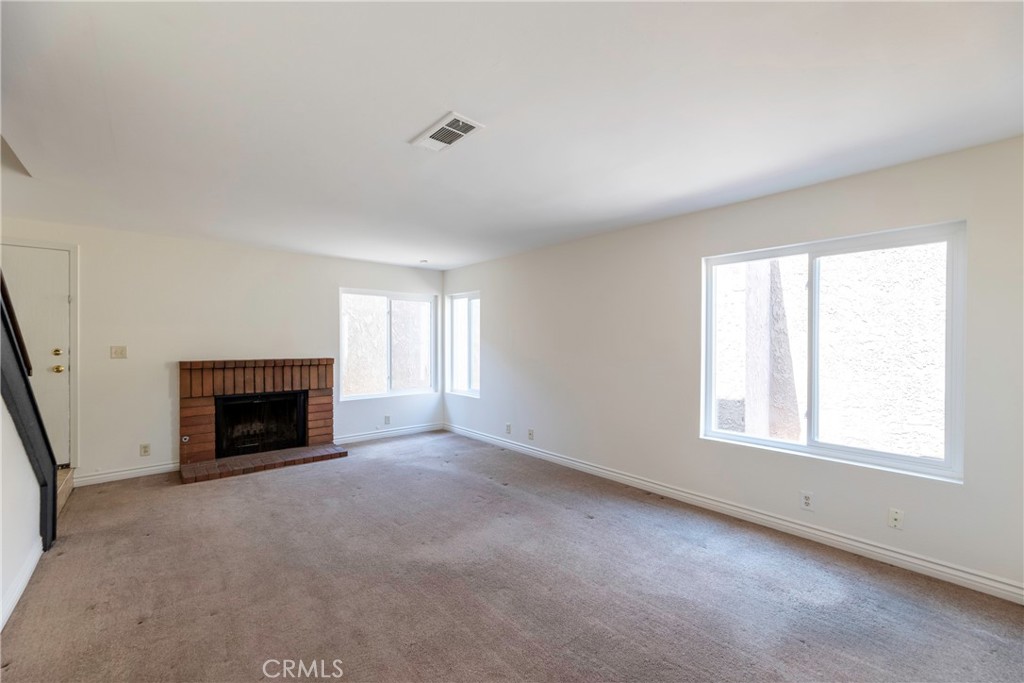 217 W Mountain View Avenue 5E