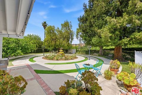 Tiny photo for 29107 Hillrise Drive, Agoura Hills, CA 91301 (MLS # 26840211)