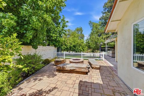 Tiny photo for 29107 Hillrise Drive, Agoura Hills, CA 91301 (MLS # 26840211)