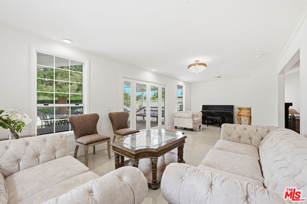 29107 Hillrise Drive