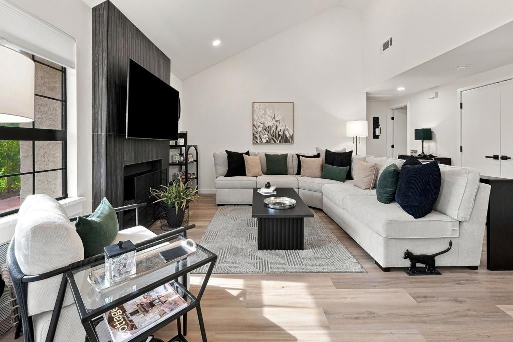 126 Avellino Circle