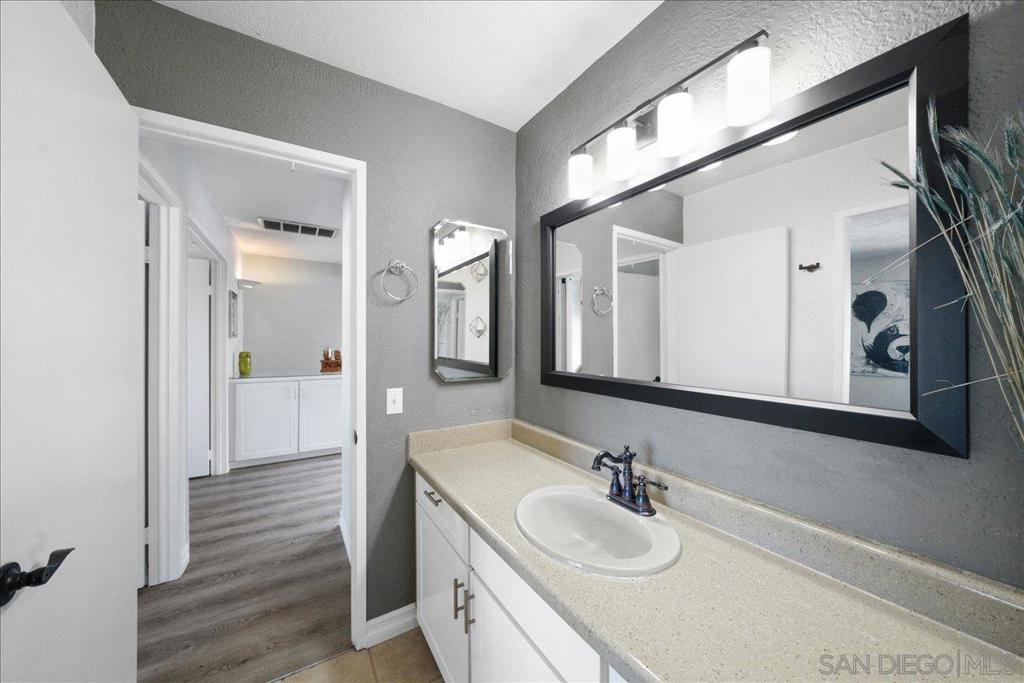 La Mesa - Residential