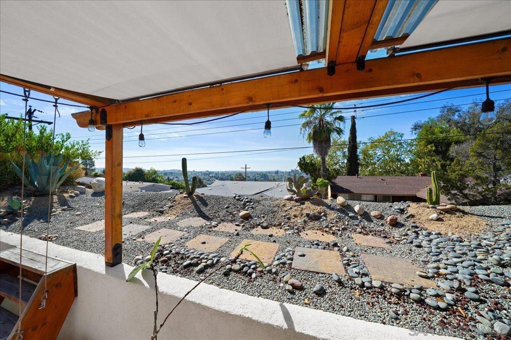 La Mesa - Residential