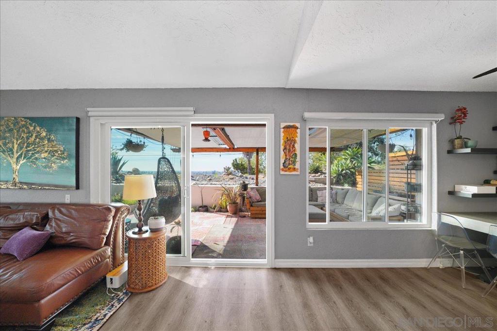 La Mesa - Residential