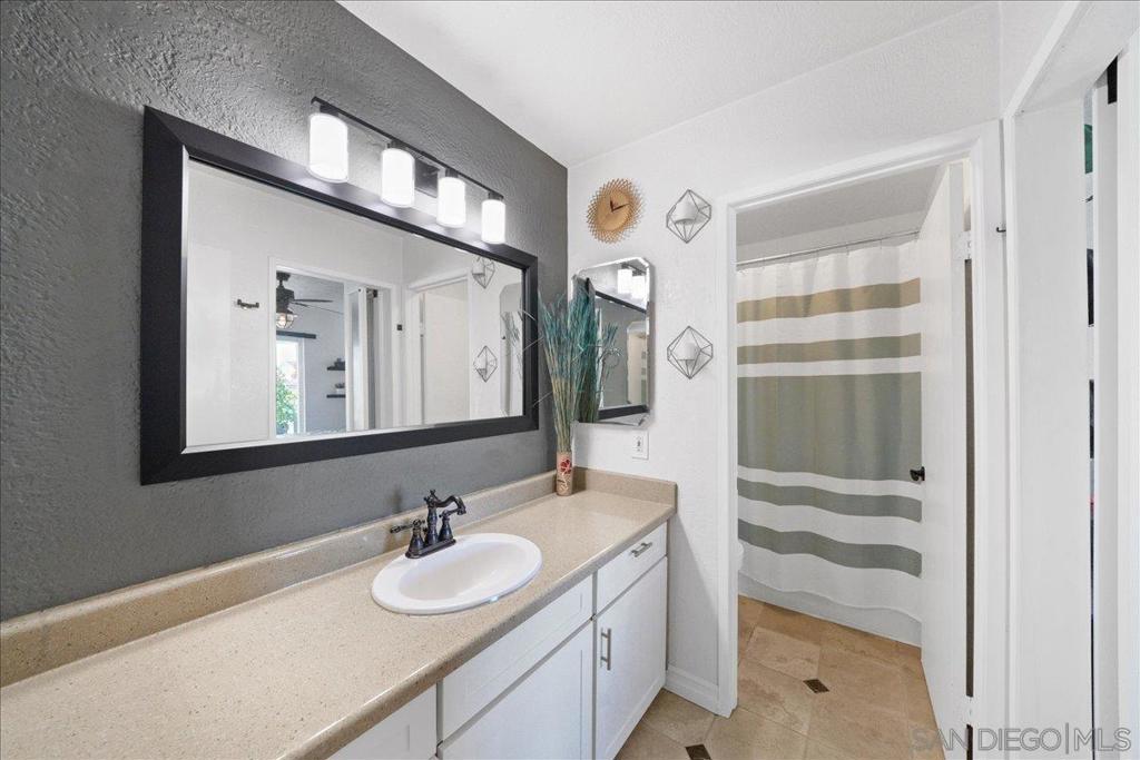 La Mesa - Residential