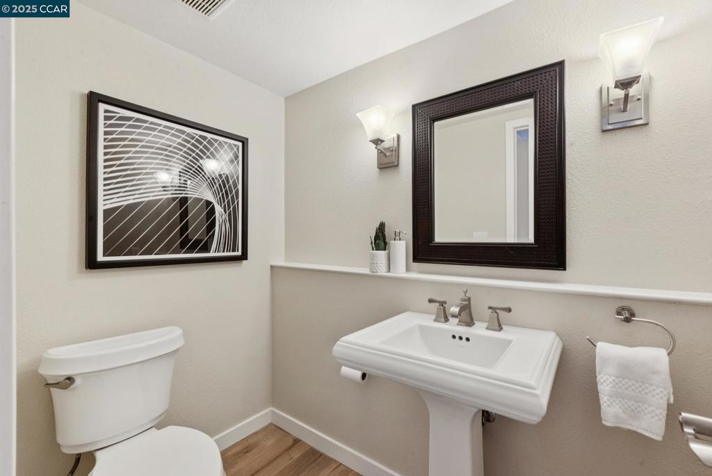 SUMMIT RIDGE - Residential