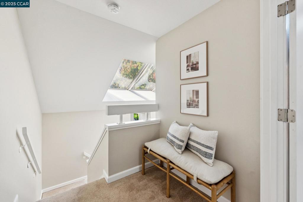 SUMMIT RIDGE - Residential