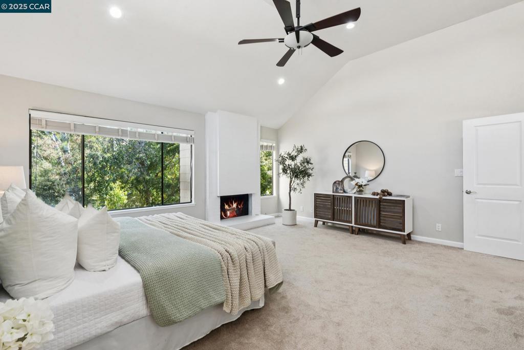 SUMMIT RIDGE - Residential