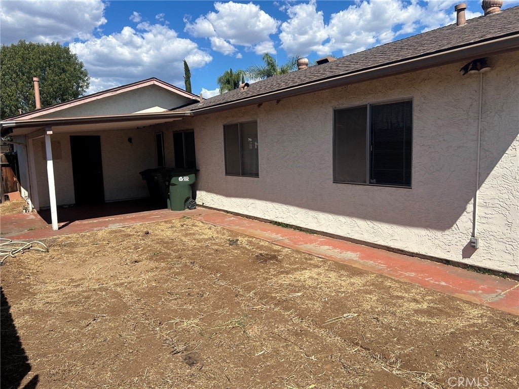 945 Sendero