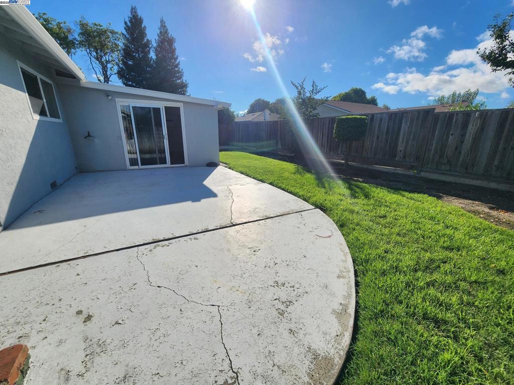 Not Listed - Residential Lease