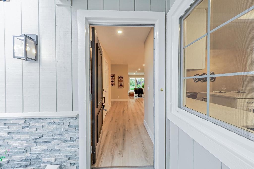 TWIN CREEKS AREA - Residential