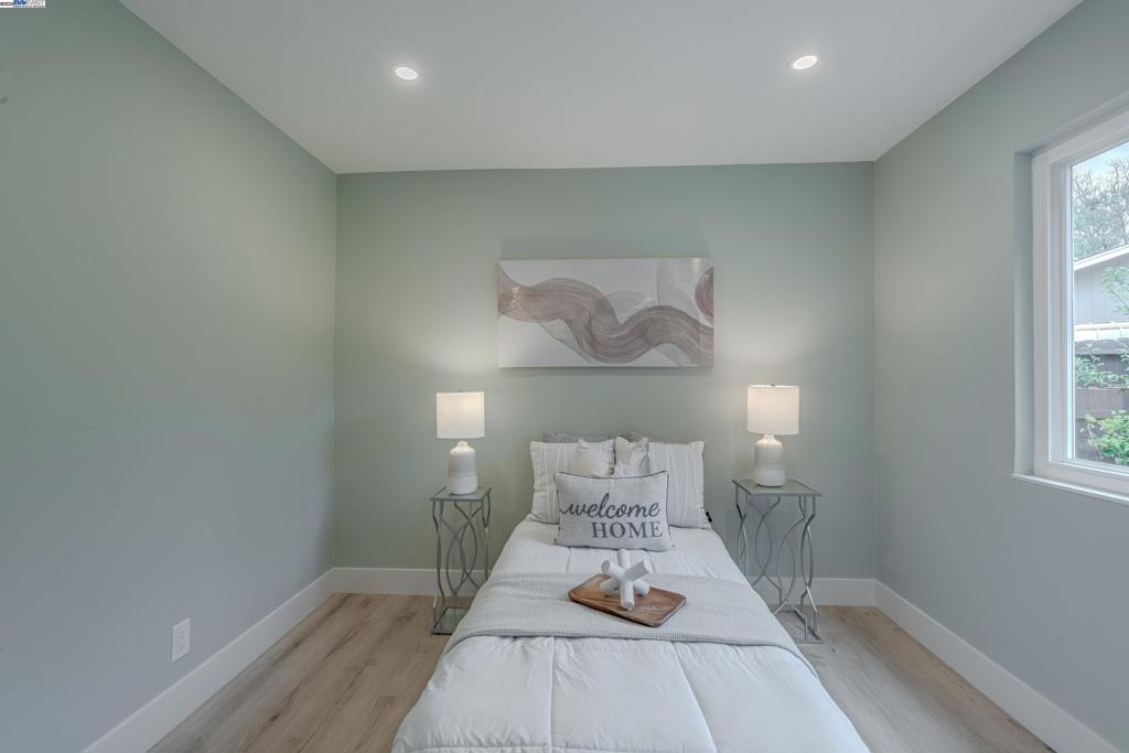 TWIN CREEKS AREA - Residential