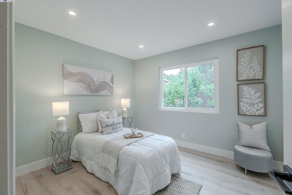 TWIN CREEKS AREA - Residential