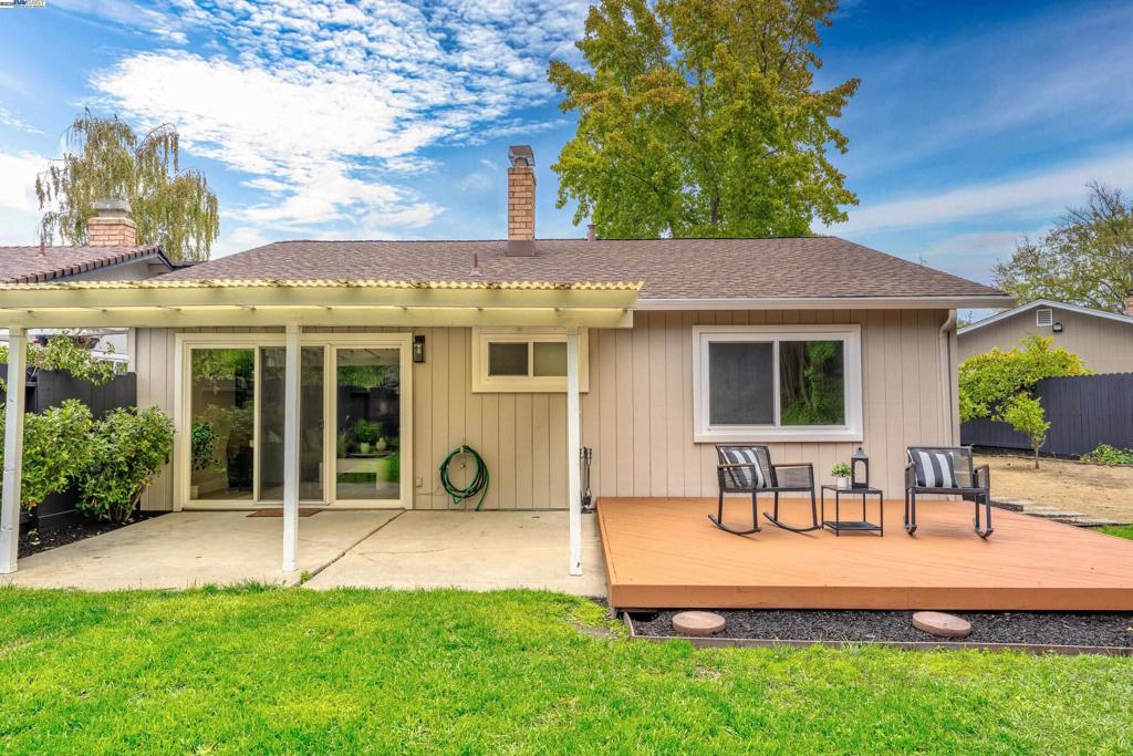 TWIN CREEKS AREA - Residential