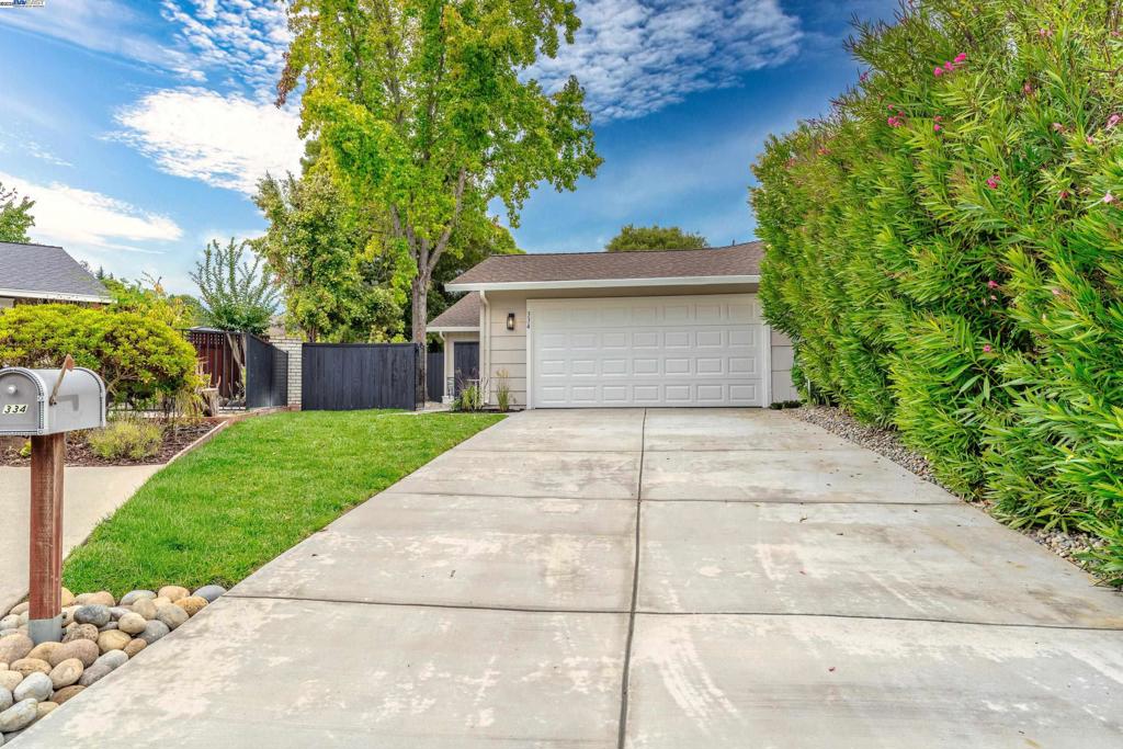 TWIN CREEKS AREA - Residential