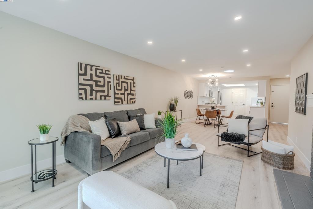 TWIN CREEKS AREA - Residential