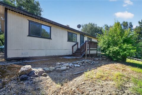 Photo of 3804 Owl Creek Road, Mariposa, CA 95338 (MLS # FR26113615)