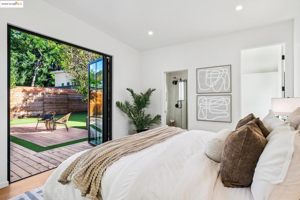 EL SOBRANTE - Residential