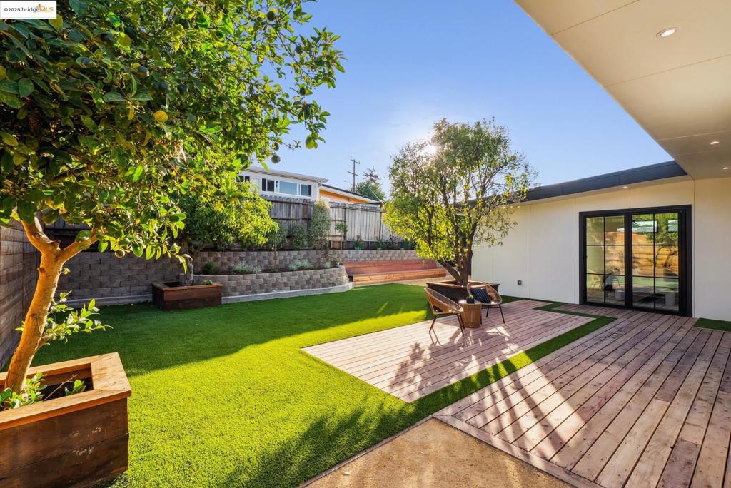 EL SOBRANTE - Residential