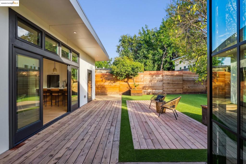 EL SOBRANTE - Residential