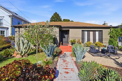Photo of 520 Ocean View Avenue, Santa Cruz, CA 95062 (MLS # ML82045615)