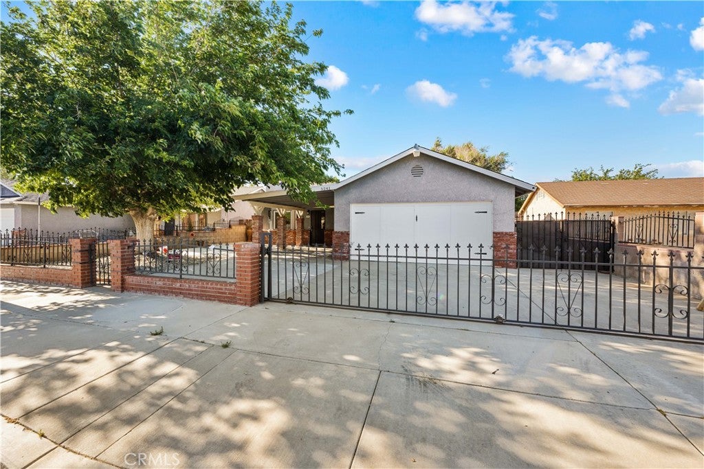 5241 E Avenue R12