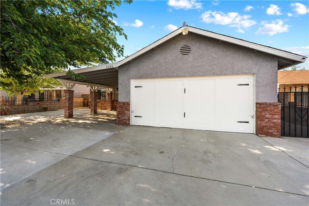 5241 E Avenue R12