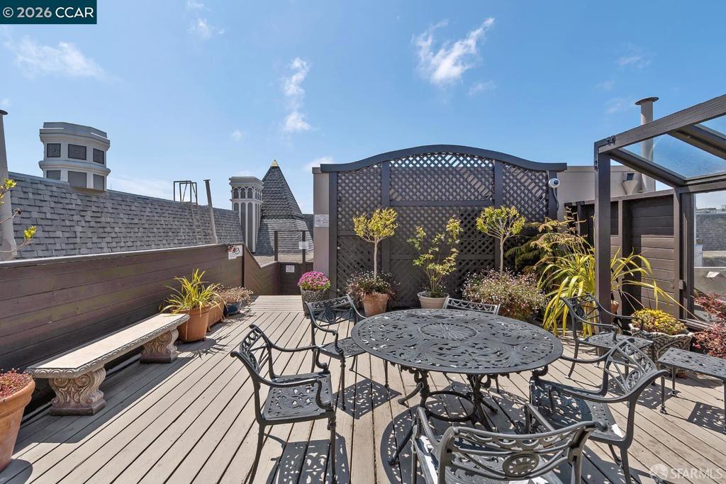 2701 Van Ness Ave 507