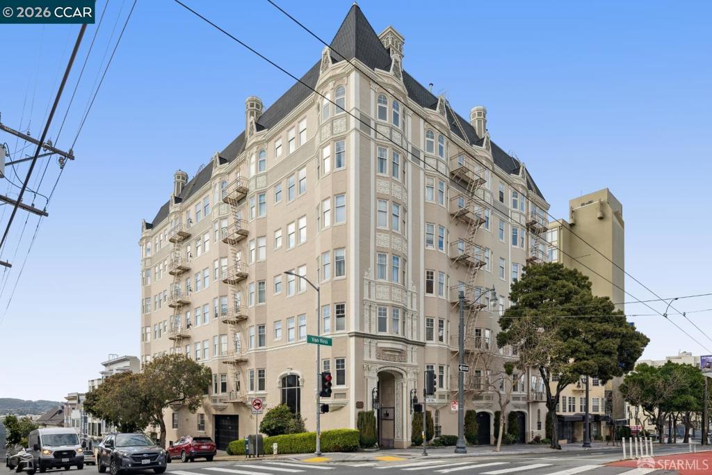 2701 Van Ness Ave 507