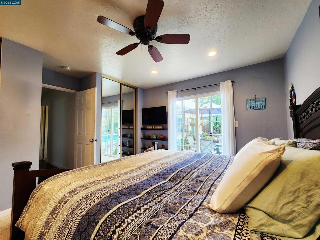 VALLEY TRAILS - Residential