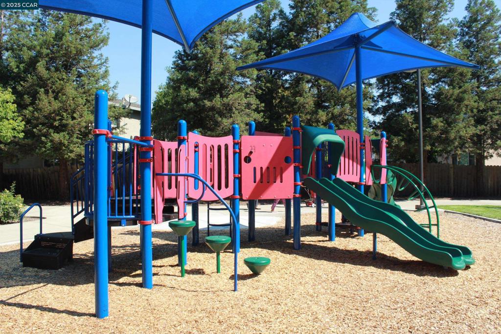 VALLEY TRAILS - Residential