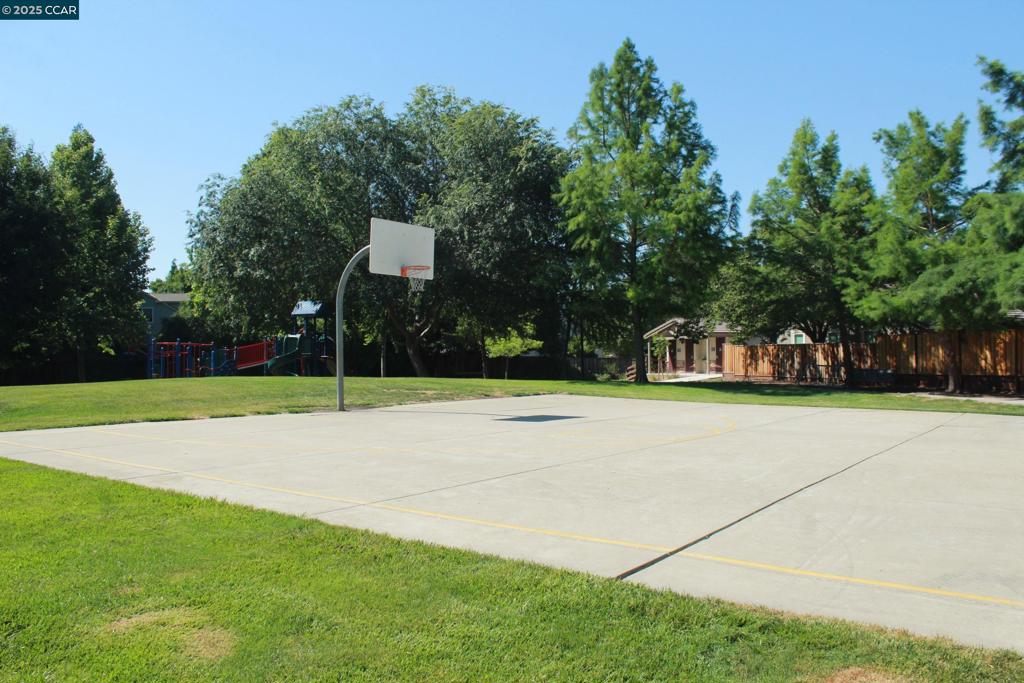 VALLEY TRAILS - Residential