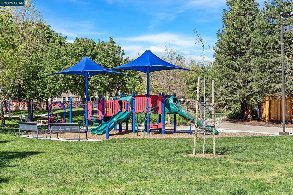 VALLEY TRAILS - Residential