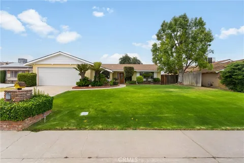 4016 Granada Avenue, Bakersfield, CA 93309 - MLS#: SC25139006