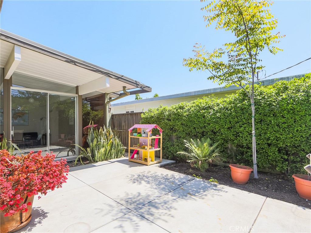 Eichler - Residential Lease