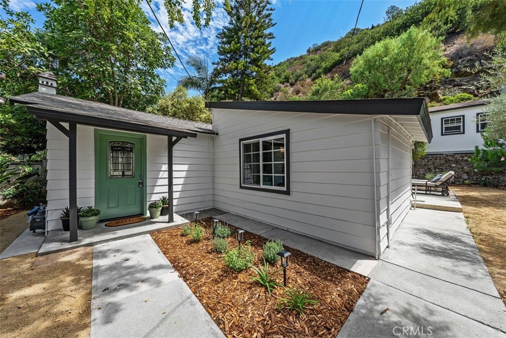 1535 Arroyo Dr DR
